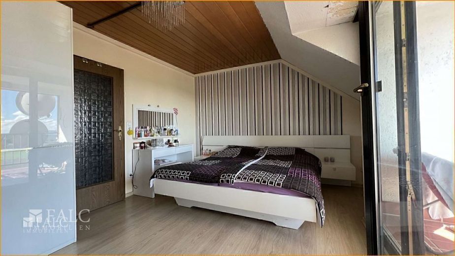 Schlafzimmer 2 OG