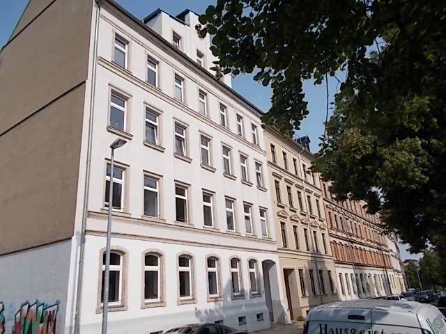 Großzügige 3-Zimmer mit Abstellraum, Laminat, Riesenküche, EBK und Wannenbad in uninaher Lage!! – DSCN0122