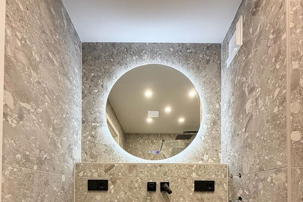 PRIMA OCCUPAZIONE | BILOCALE COMPLETAMENTE RISTRUTTURATO CON BALCONE ESPOSTO A SUD | TRANQUILLO | SCHWABING-WEST | OLYMPIAPARK