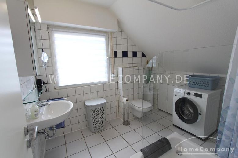 Modern möblierte 2-Zimmer-Dachgeschosswohnung in Wesseling! – 18c3e75c684ad1e3801bf62925f9c44fc45762d5.jpg