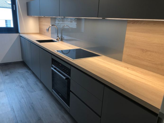 Sanierte 3 Zimmer Wohnung |  hochwertige EBK | Hannover Nordstadt nähe UNI – Foto 1