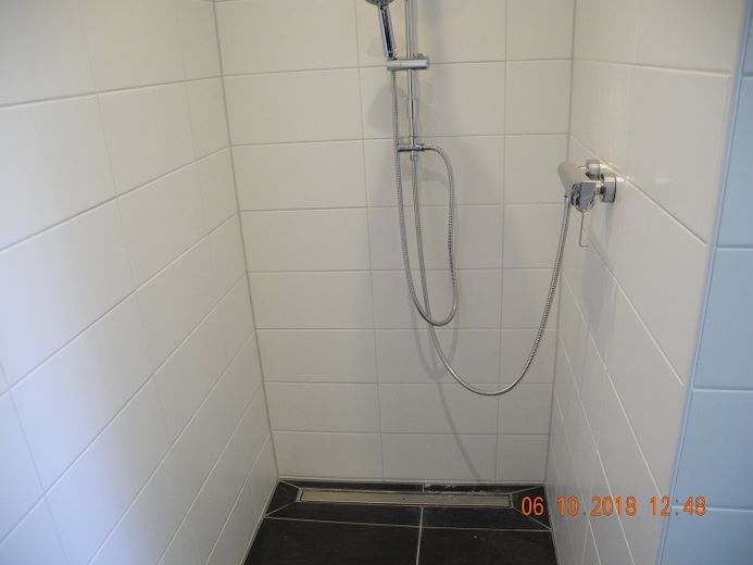 Bodenebene Dusche