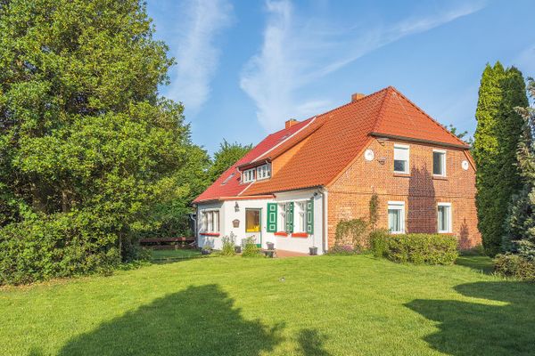 Kapitänshaus inkl. Baurecht für weiteres FH/EFH
