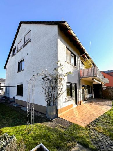 Hausrückseite