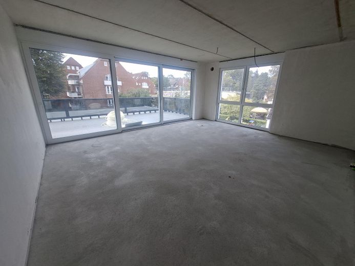 Exklusives Penthouse mit dem Aufzug von der Tiefgarage bis in die Wohnung – 1. OG rechts