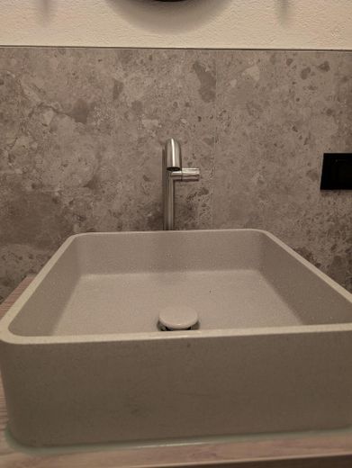 Italienisches Waschbecken