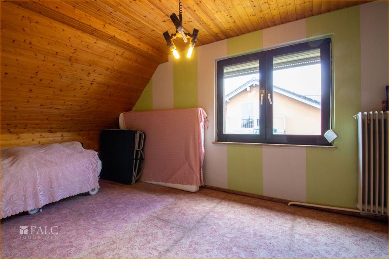 Haus sucht Großfamilie! – Kind