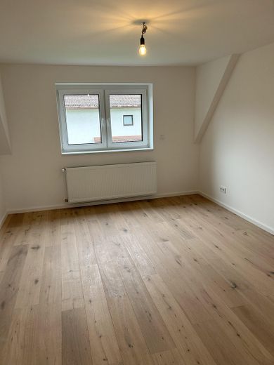 WG-Zimmer in 4er WG komplett saniert und modern – Foto 9