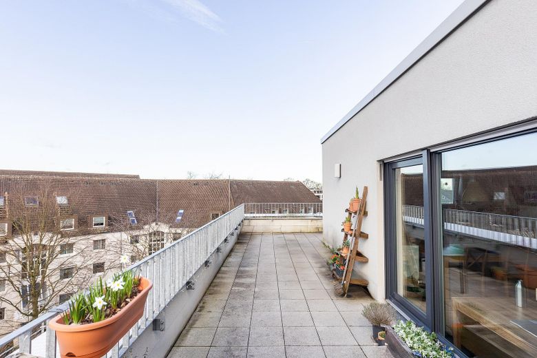 Attico  66 m² terrazza | cucina attrezzata | nuova costruzione (KfW 35 – costi accessori contenuti) – Foto 3