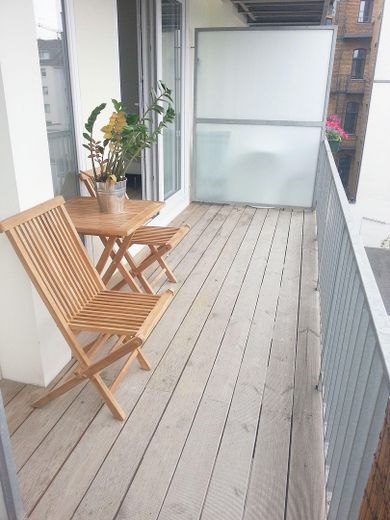 15% RENDITE: 4 VOLLMÖBLIERTE SMART-HOMES IN CITY-BESTLAGE – großer Balkon ...