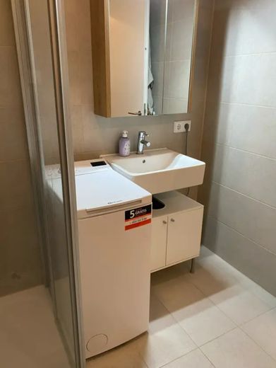 1-Zimmer-Wohnung mit TG-Stellplatz in München-Neupasing – IMG_8991.JPG