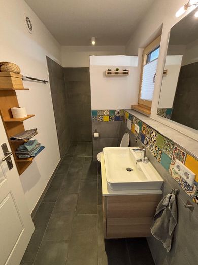 Badezimmer EG