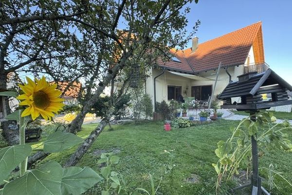 Wohnen am Rande des Naturschutzgebiets - ein Traum für Kinder und die ganze Familie
