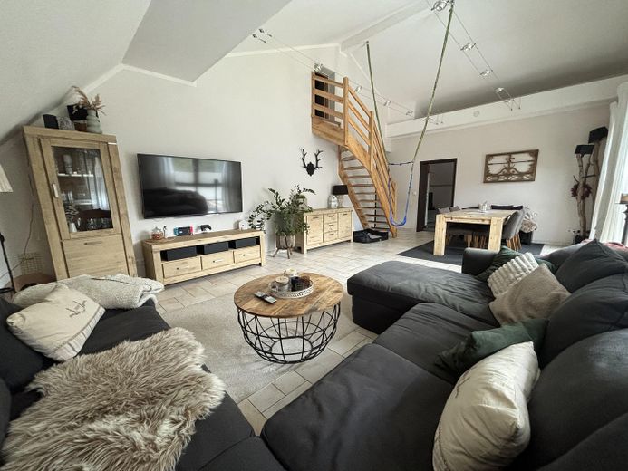 Daire yerine ev hissi | 147 m² | havuzlu özel bahçe | büyük garaj | komisyonsuz – Fotoğraf 5