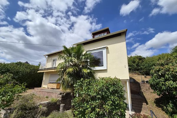 Freistehendes Einfamilienhaus mit Panoramablick über Bad Kreuznach