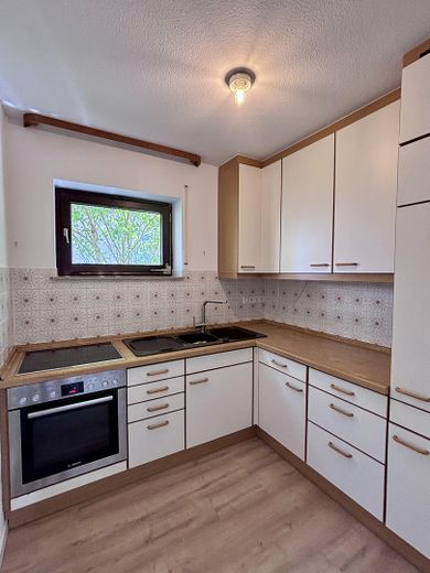 Erstbezug nach Renovierung: Gemütliche 2 Zimmer Wohnung mit eigenem Eingang und Garten in Gültlingen – Küche
