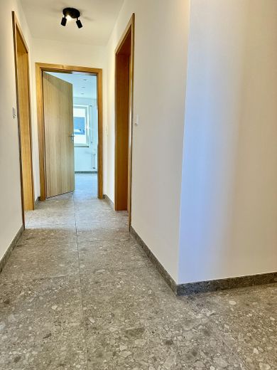 Appartamento mansardato con splendida terrazza sul tetto di 60 m² e vista sull’Alb – appena ristrutturato – Photo 16