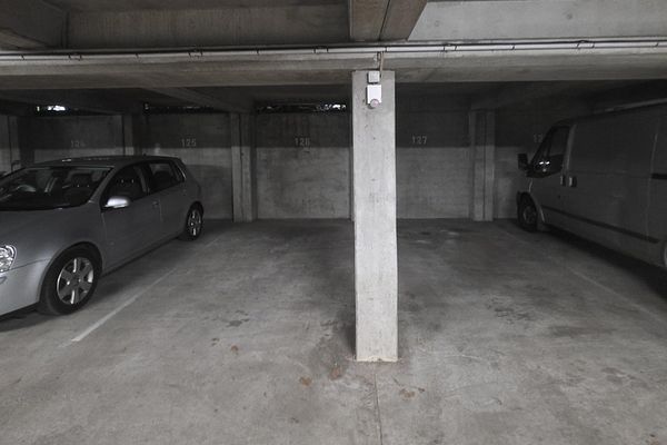 Tiefgaragenstellplätze und Tiefgaragen-Duplexstellplätze Kurz oder langfristig zu vermieten
