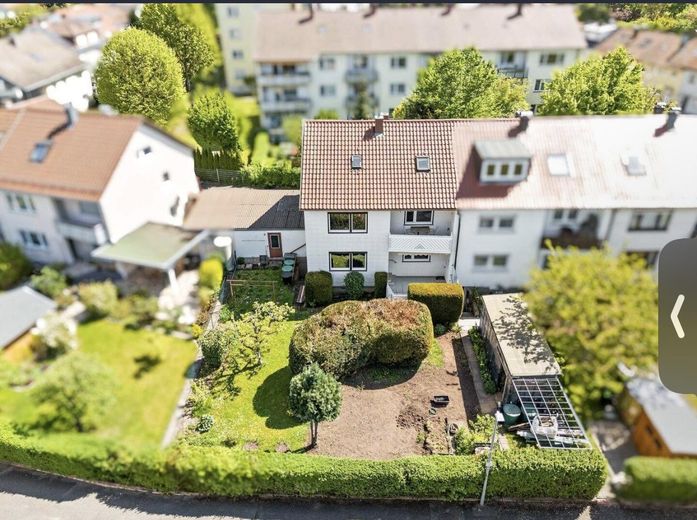 Modernized 2-room top-floor apartment in Böblingen – Foto 6