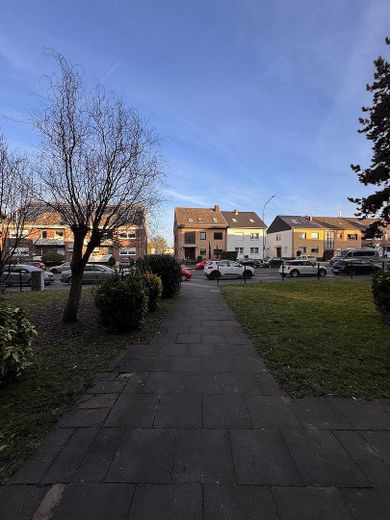 Kapitalanlage: Mehrfamilienhaus in Euskirchen – Außenansicht 