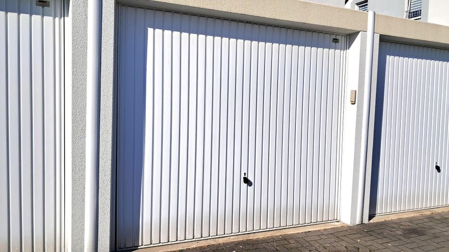 БЕЗ МАКЛЕРА Середній рядний будинок у GE-Resse, 82 м², з гаражем, KfW-70 – Garage