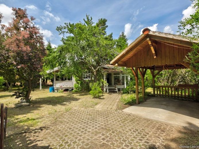 Vivere nel verde – Casa unifamiliare con bel giardino e vista diretta sui campi – Foto 1