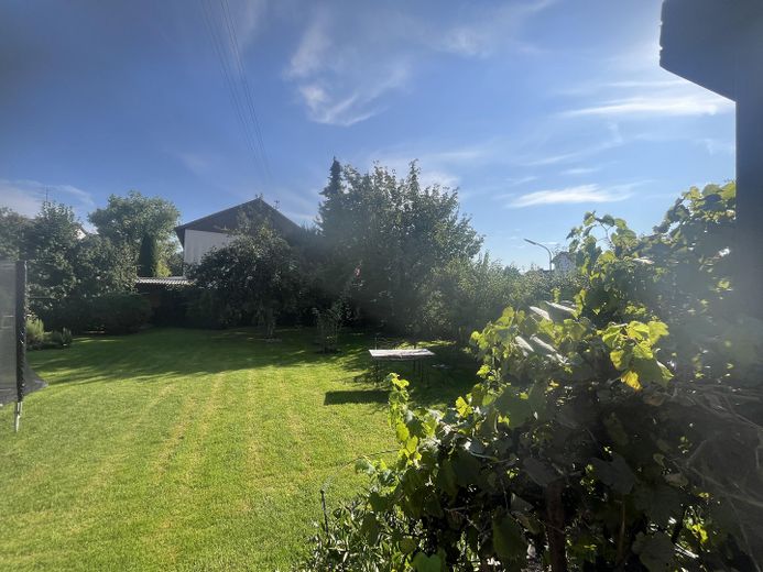 Zweifamilienhaus auf 819 qm Traumgrundstück – Garten - Südseite
