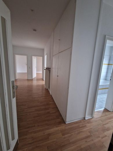 Bright and friendly 3.5-room apartment near the Kaiserstraße/Courthouse district – Foto 4