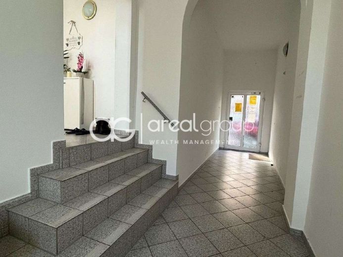 Gepflegtes Wohnhaus in beliebter Lage in Halle (Saale) – Eingangsbereich