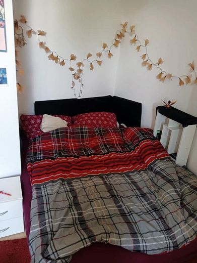 Großzügige möblierte 2‑Zimmer‑Wohnung im 2. Obergeschoss zur Miete – Foto 5