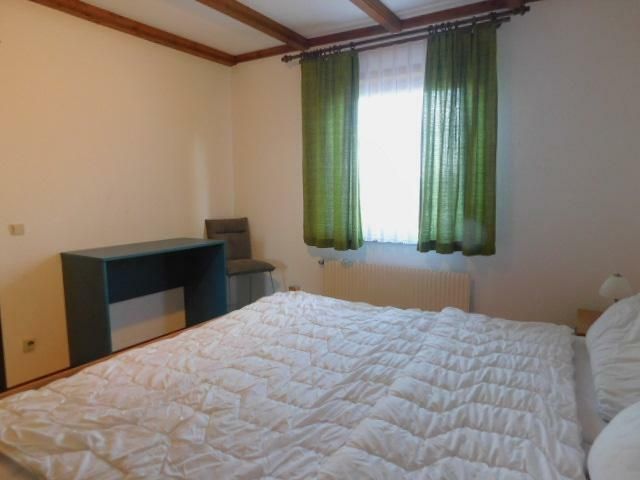 FB10-1 1. Schlafzimmer