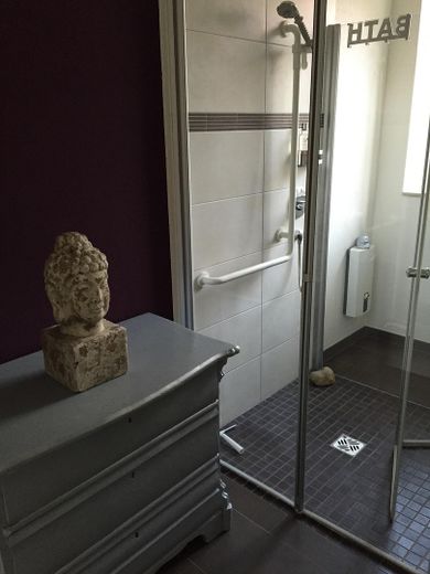 Badezimmer_3_EG_rechts