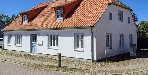 Ansicht von vorn /Straße