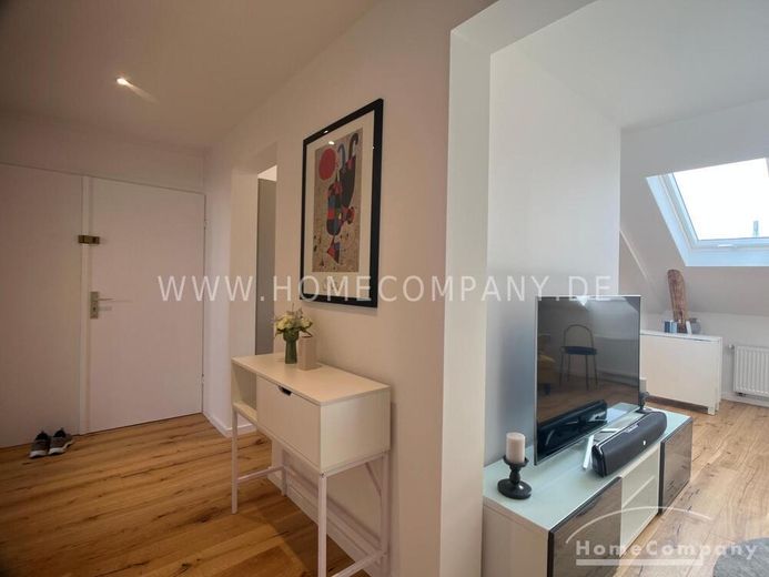 Nordend (AG8071060) Yenilenmiş ve mobilyalı çatı katı dairesi – 6f0fab12d8fb63fe560008208fbad75fb9ecddb4.jpg