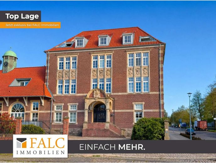 Zeitlose Klassik trifft modernes Wohnen - exklusives Anwesen am Yachthafen – Bild 1
