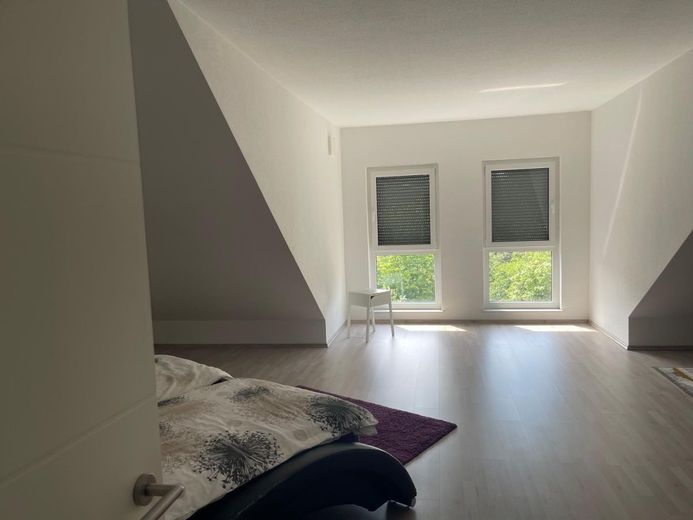 VIVERE CONSAPEVOLMENTE L'ENERGIA: A+ Ampia casa bifamiliare a Ludwigshafen NESSUNA PROVVIGIONE PER L'AGENTE IMMOBILIARE! – WhatsApp Image 2026-04-21 at 13.50.07.49