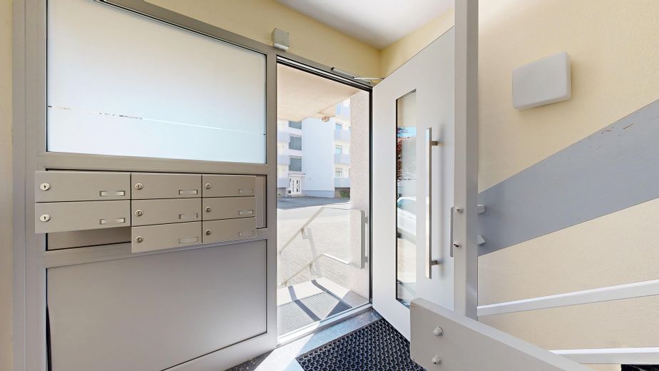 Volledig gerenoveerd 3-kamerappartement met loggia – Landstuhl – Foto 12