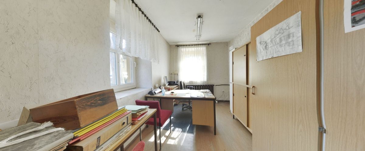 Historisches Dorfhaus-Ensemble mit Hofcharakter - Wohnen &amp; Arbeiten im Salzatal – Wohnen