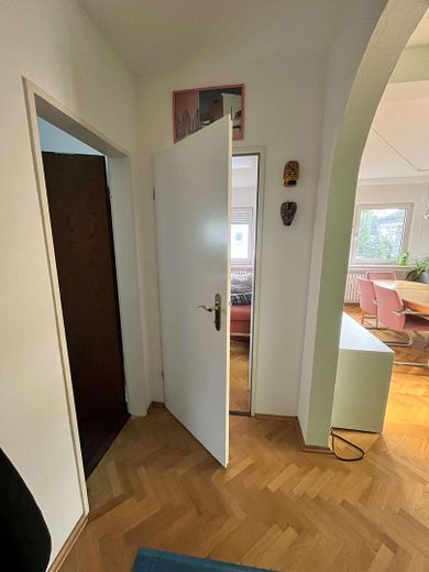 Sonnige Dachgeschosswohnung in Köln-Weiden – Flur 1