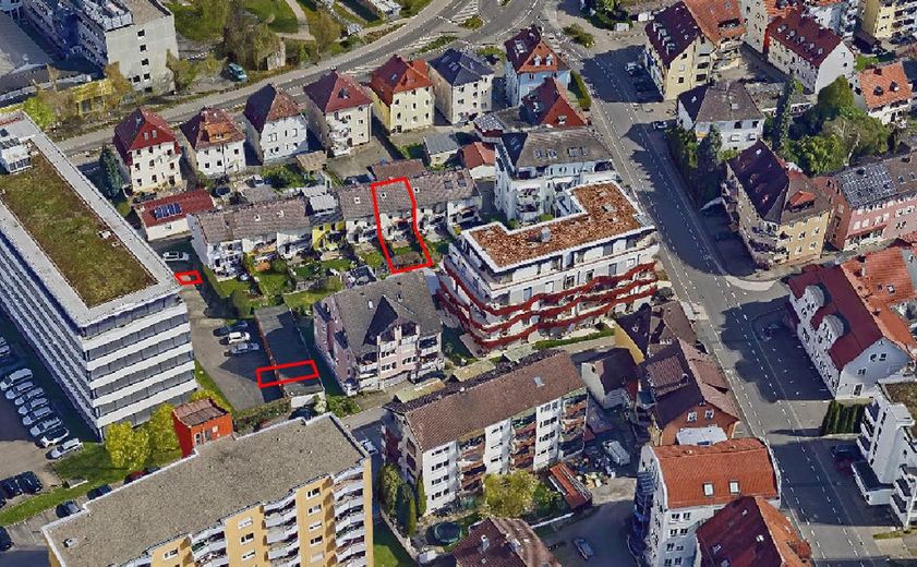 Reihenmittelhaus sehr zentral in Friedrichshafen 600 m vom Bodensee – Lage Schrägluftbild