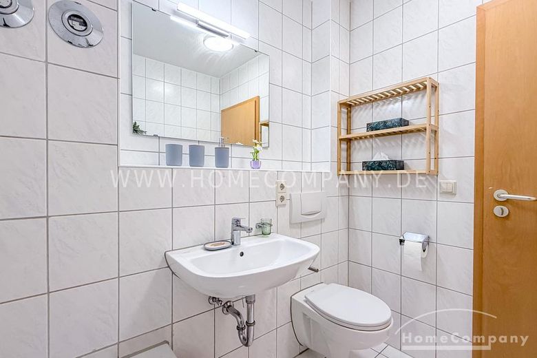 26811 HomeCompany Dresden सुसज्जित/फर्निश्ड स्टूडियो अपार्टमेंट Dresden-Neustadt में बालकनी सहित, अधिकतम 2 व्यक्ति – bfb886141c144ce6813c93f28bb2be1d7abe34bc.jpg