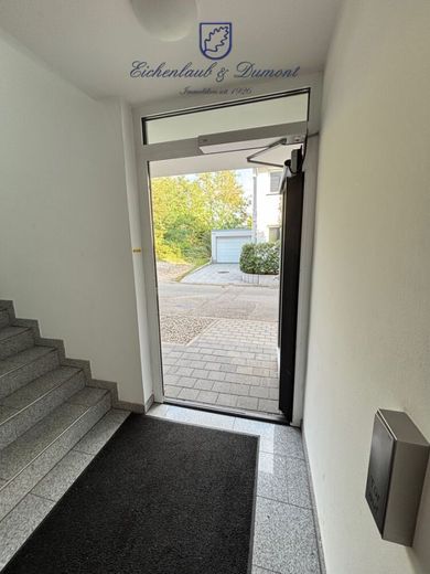 Luxuriös ausgestattete 2-ZKB mit Balkon + EBK  *provisionsfrei* – Barrierefreier elektrischer Eingang