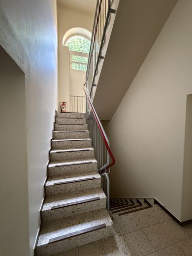 Exklusive Penthousewohnung mit Dachterrasse in bester Innenstadtlage von Rotenburg (Wümme) – Treppenhaus 