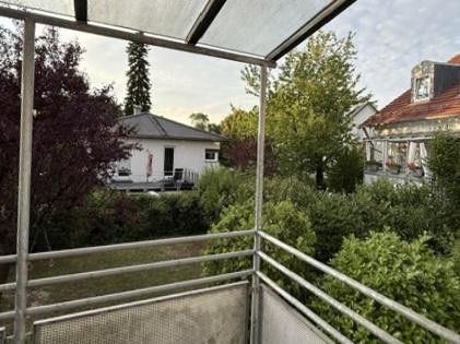 Wymarzone 2-pokojowe mieszkanie w najlepszej lokalizacji – Balkon mit Blick in den Garten