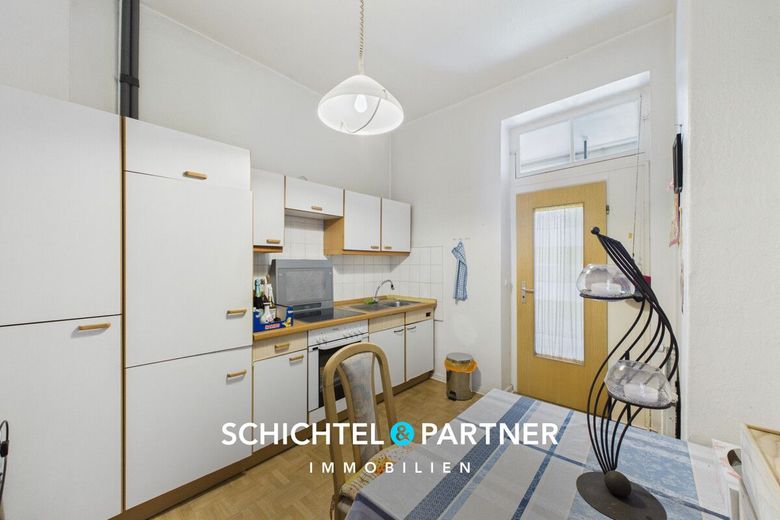 Mitte | Bezugsfrei: Stadtvilla mit 3-Einheiten oder als Einfamilienhaus – S&amp;P | Küche