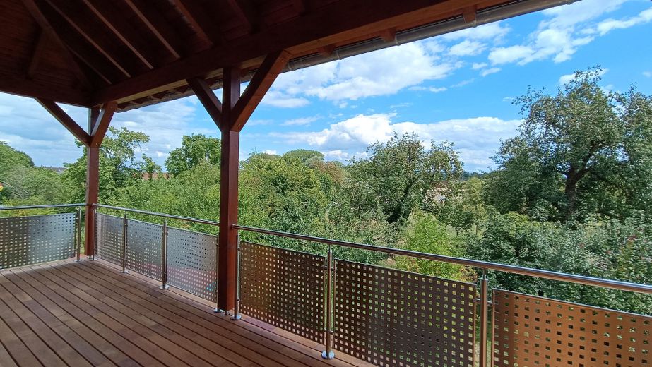 Beautiful 3-room apartment with a view of greenery – Foto 1