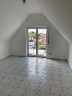 Attraktive 3,5 Zimmer-Wohnung in Schweinheim mit TG – फोटो 8