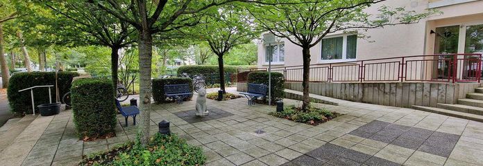 Eingansbereich Carl-Benz-Str.