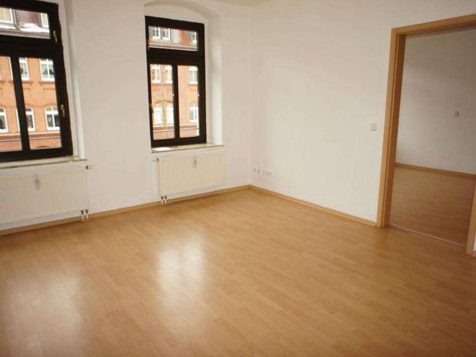 Offene Küche + Bad mit Wanne + 2. OG** – Foto 1