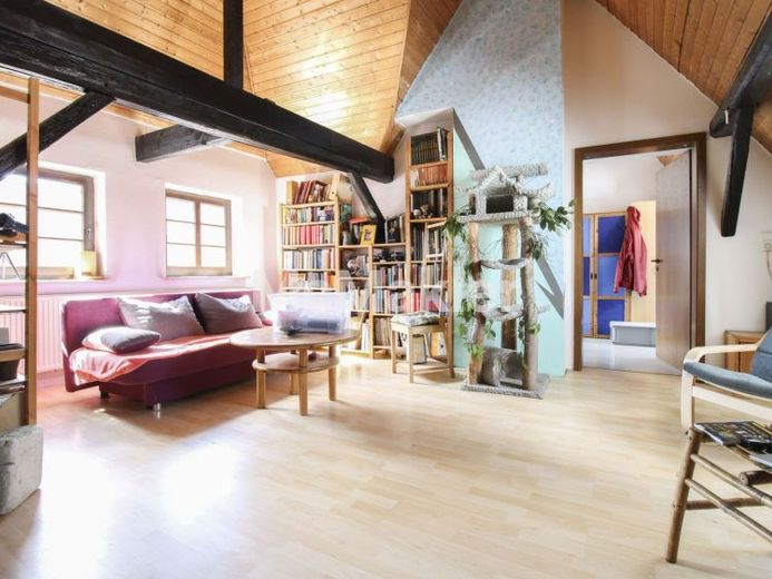 Kapitalanlage in Wiesbaden: Charmante Altbau-Maisonette im Fachwerkensemble – Rendite über 5 % – Foto 1